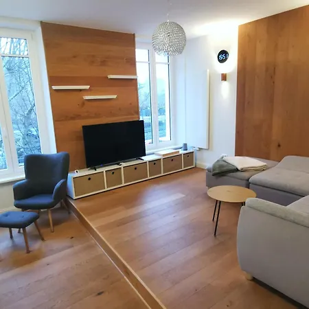 Apartament Rheinufer Am Hindenburgpark