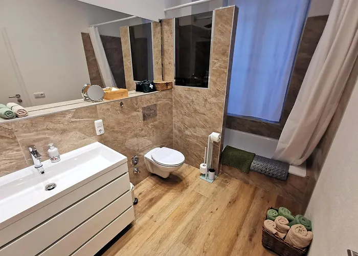 Rheinufer Am Hindenburgpark Apartment *